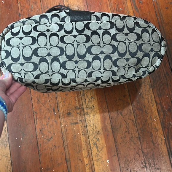 Coach Devin Black White Canvas Large Shoulder bag - Picture 6 of 16